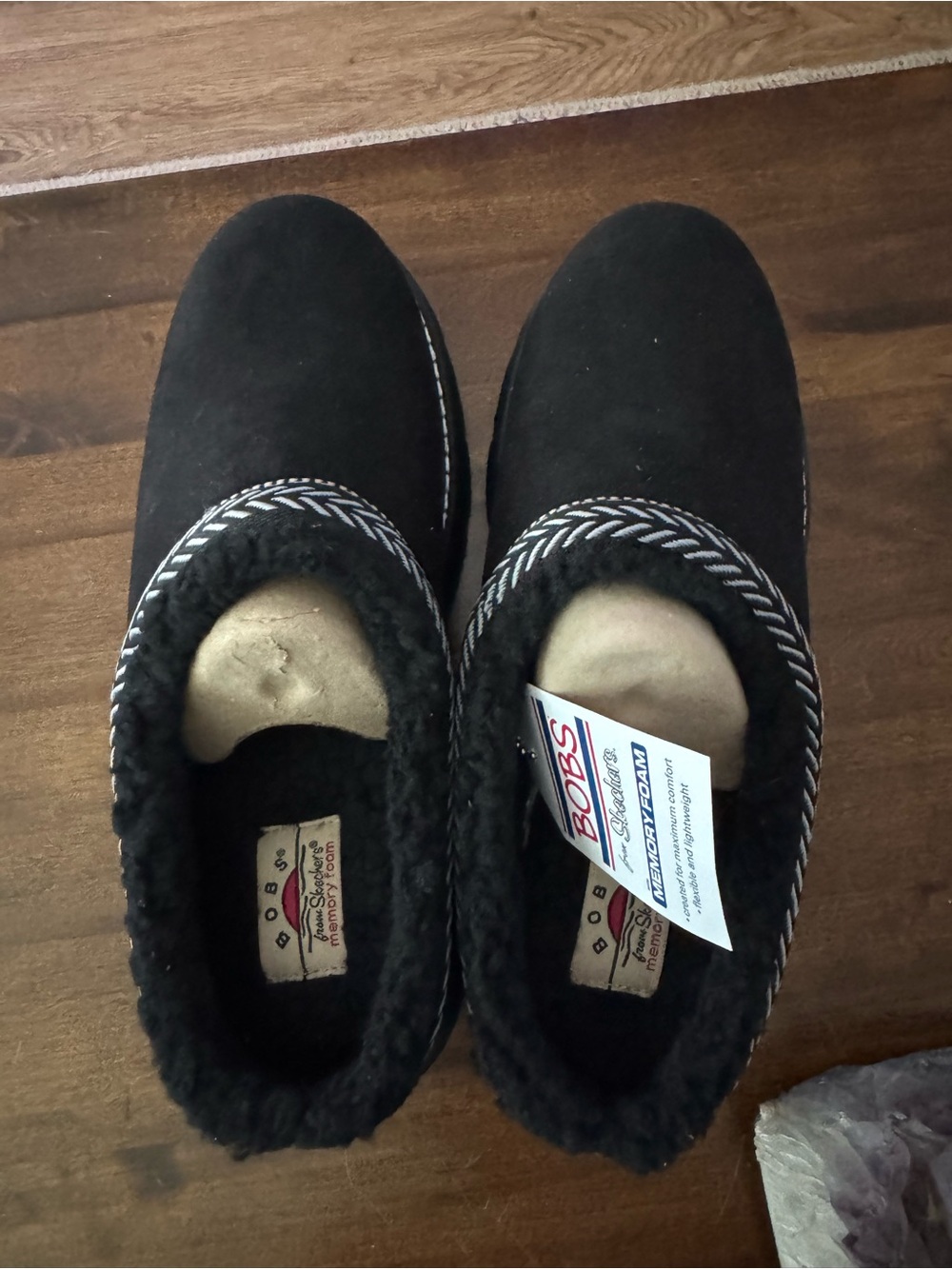 Sketchers BOBS Keepsakes Lite- Cozy Fest Slipper - Picture 4 of 4